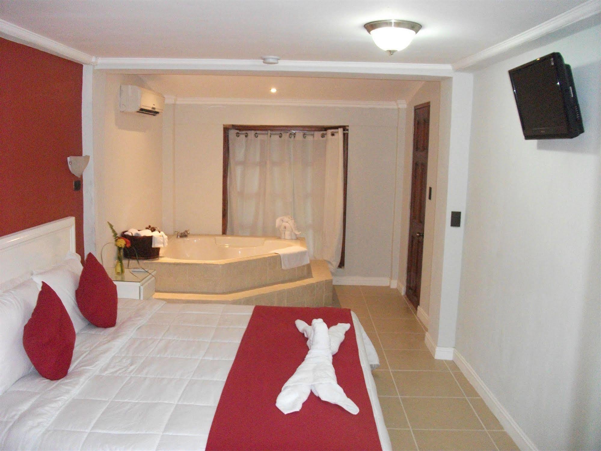 Copacabana Hotel And Suites (Adults Only) ฆาโก ภายนอก รูปภาพ